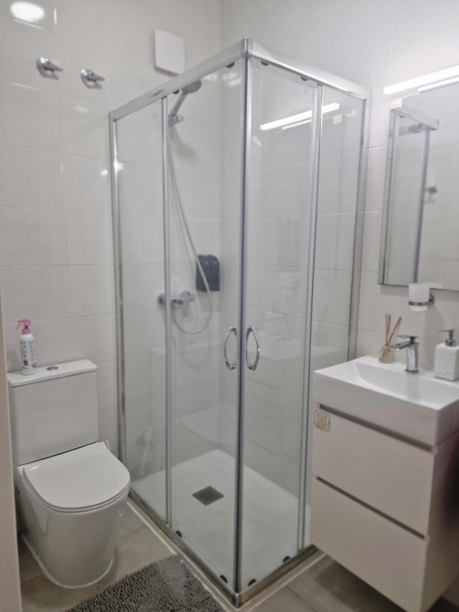 Апартаменти Barcelona, Apartamento De 1 Habitacion Л'Успіталет-да-Любрагат Екстер'єр фото