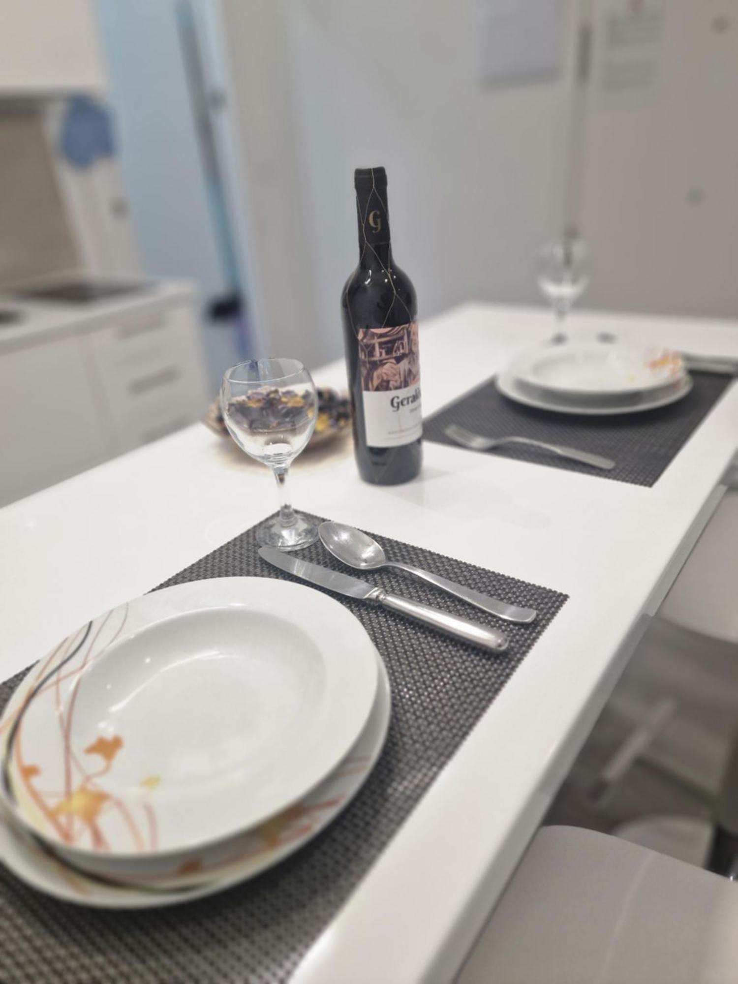 Апартаменти Barcelona, Apartamento De 1 Habitacion Л'Успіталет-да-Любрагат Екстер'єр фото